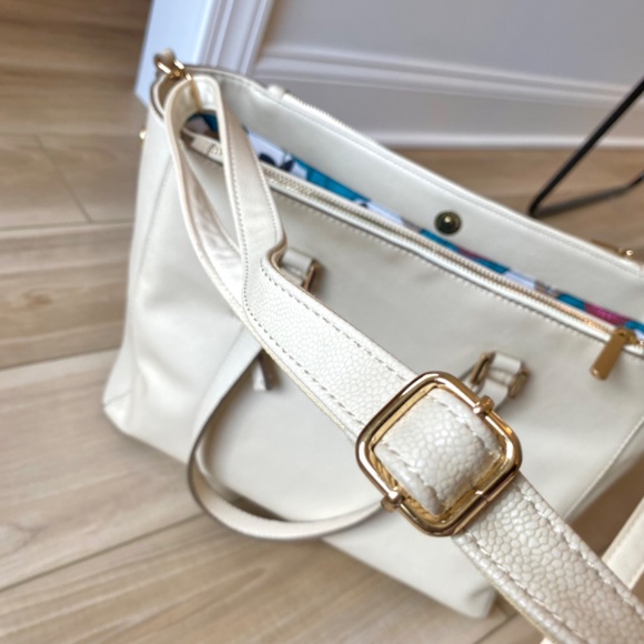 NWOT Francesca’s Collection Tan Purse with Many Pockets - Picture 7 of 16